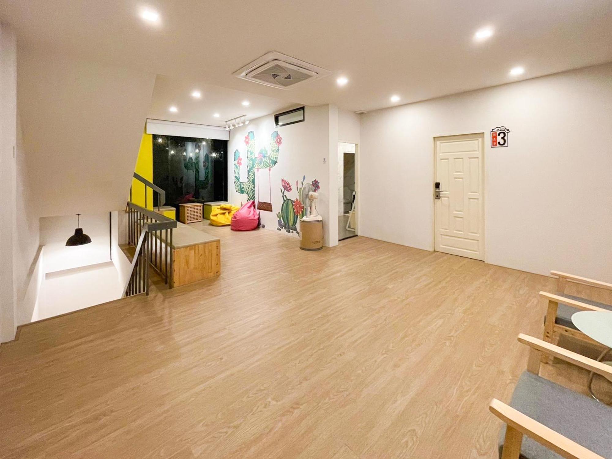 Paknap Hostel 南府 外观 照片